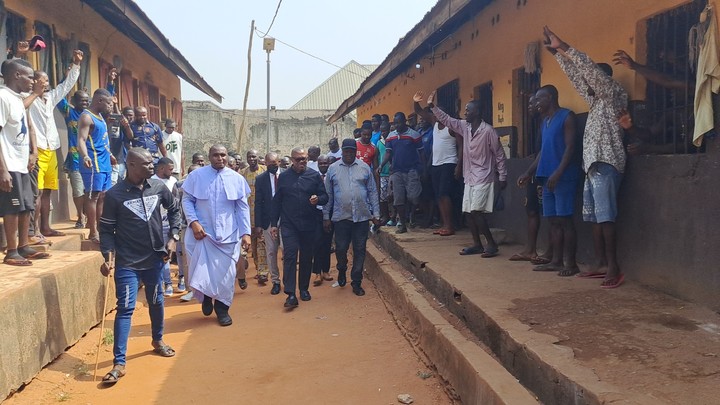 Peter Obi Spreads Holiday Cheer at Onitsha Correctional Centre