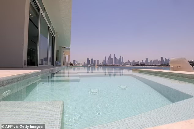 Cristiano Ronaldo Acquires Luxe Mansion on Dubai's 'Billionaires Island'(Photos)