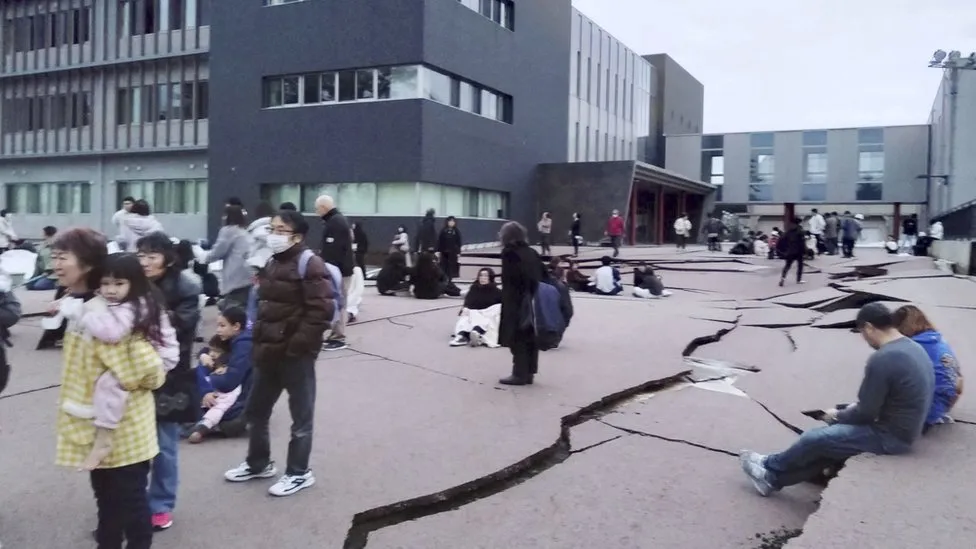 Massive Earthquake Strikes Western Japan, Triggering Tsunami Warnings and Evacuations