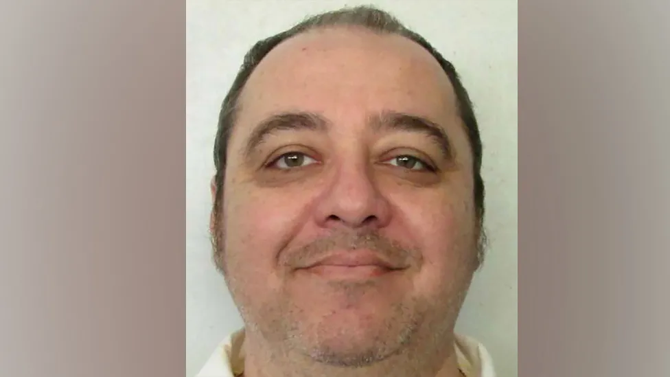 Alabama Executes Kenneth Eugene Smith with Nitrogen Gas for 1988 Murder-for-Hire Scheme