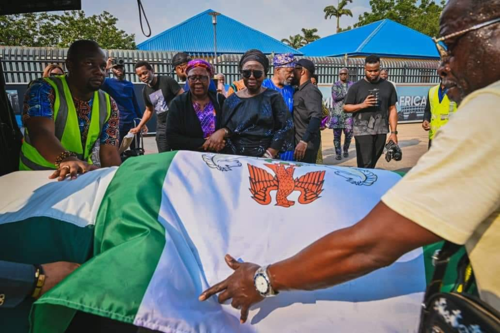 Late Governor Rotimi Akeredolu's Body Returns Home from Germany: Emotional Scenes at the Arrival (Photos)