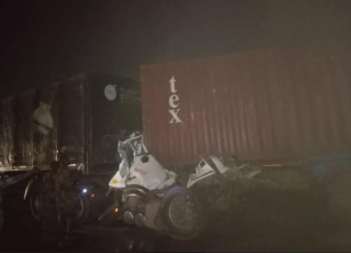 Three Killed in Accident as Container Falls on Car on Lagos-Ibadan Expressway