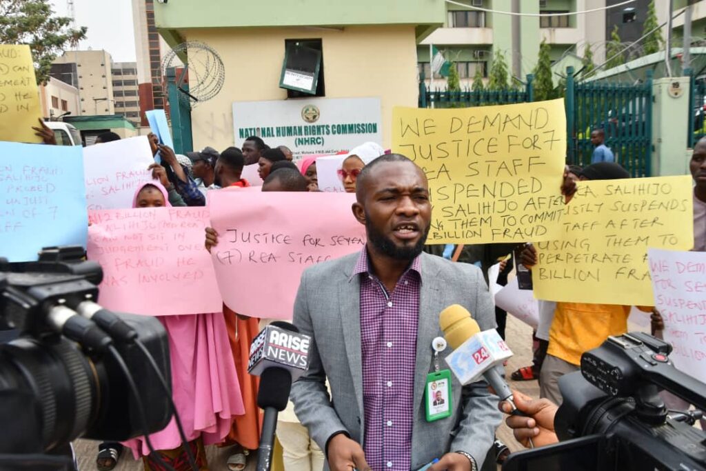 Protest Erupts in Abuja Over Suspension of 7 Federal Workers for Alleged N1.2 Billion Fraud