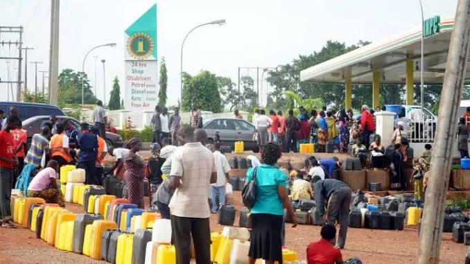 NNPCL Explains Fuel Scarcity and Long Queues in Lagos; Blames Issue on Distribution Challenges