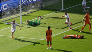 Netherlands 2-3 Austria: Sabitzer's Late Winner Secures Top Spot in Group D
