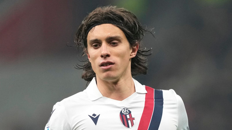 Arsenal Competes With Chelsea For Bologna Defender Riccardo Calafiori ...