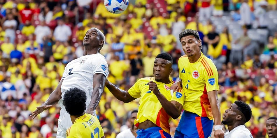 Colombia Dominates Panama to Reach Semi-Finals