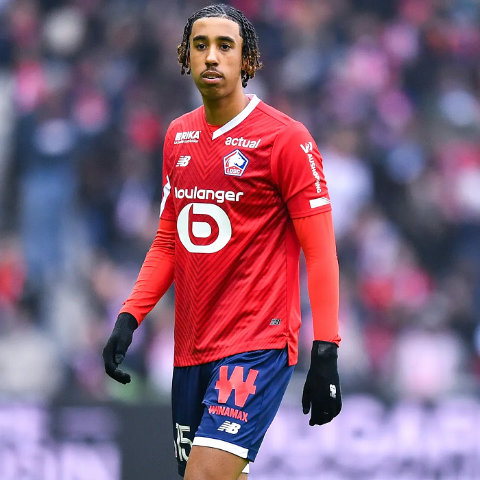 Man United Near Signing Lille Defender Leny Yoro