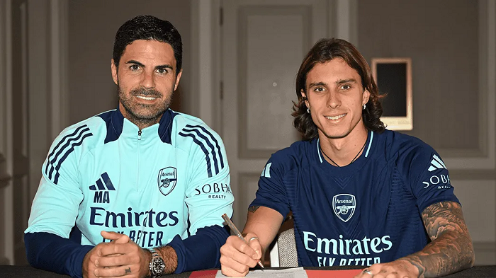 Arsenal Secures £42m Signing of Italian Defender Riccardo Calafiori from Bologna