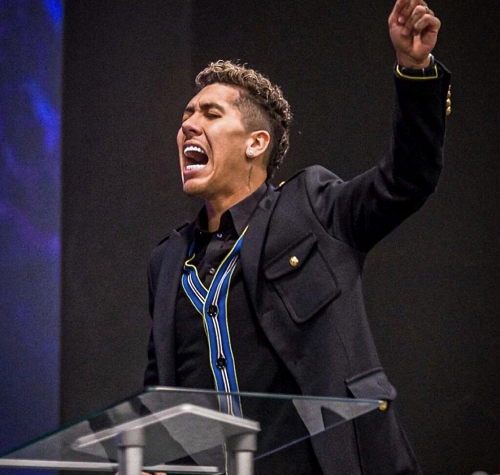 Former Liverpool Star Roberto Firmino Ordained as Pastor in Brazil