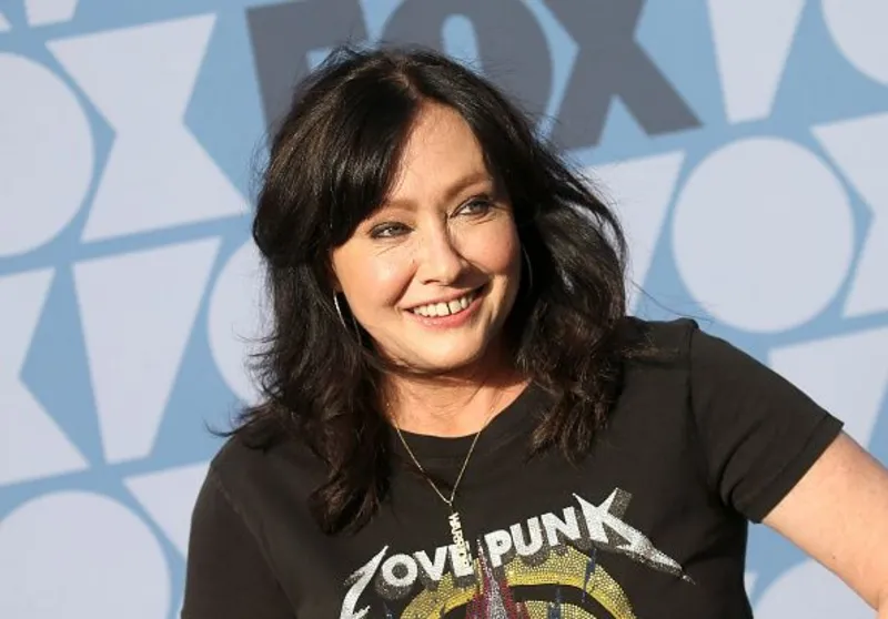 Shannen Doherty, Star of 'Beverly Hills 90210,' Dies at 53