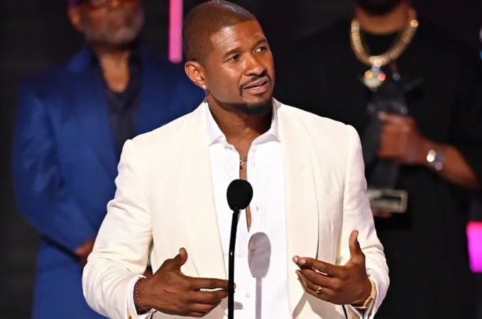 Usher Delivers Heartfelt Speech Accepting Lifetime Achievement Award at BET Awards