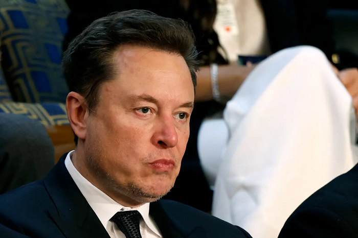 Elon Musk Accuses Google of Censorship Over Trump Assassination Attempt, Sparks Election Interference Debate