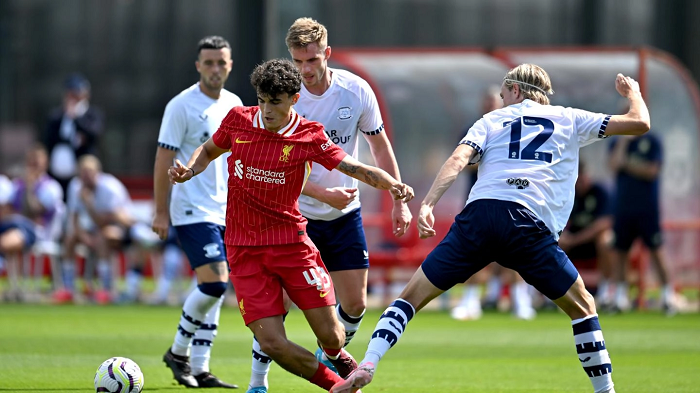 Liverpool Falls 1-0 to Preston in Arne Slot's Debut as Manager