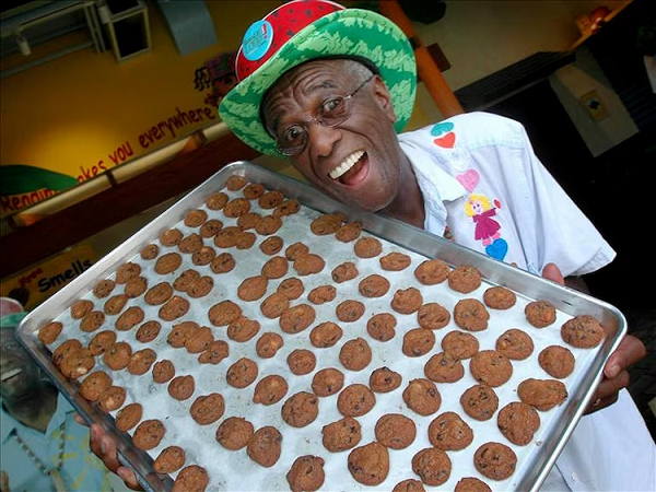 Wally Amos, Iconic Founder of Famous Amos Cookies, Dies at 88