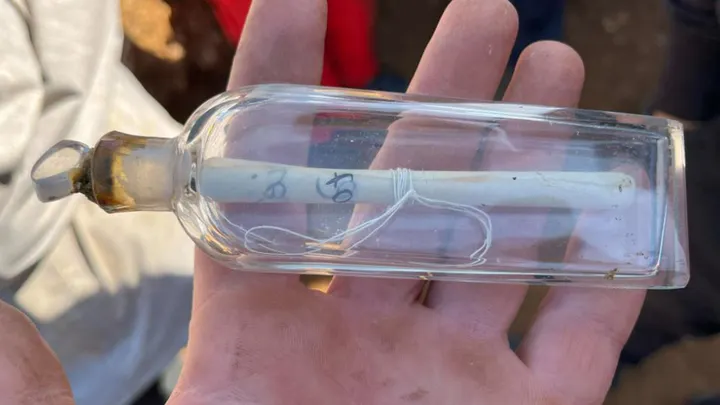 Archaeologists Unearth 200-Year-Old Message in a Bottle at Ancient French Site